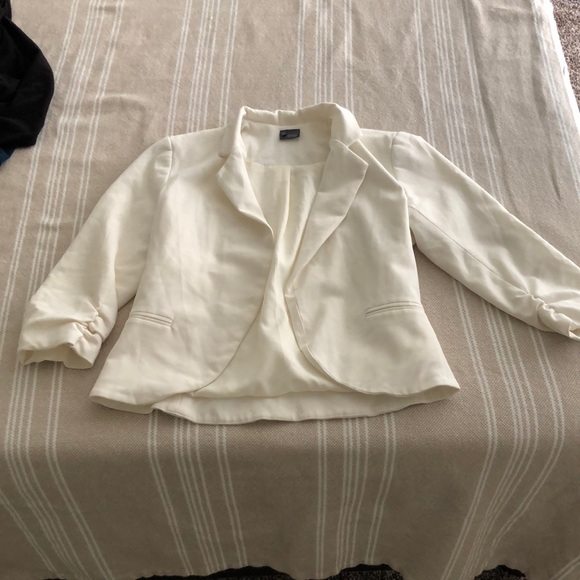White (cream) blazer - Picture 1 of 11